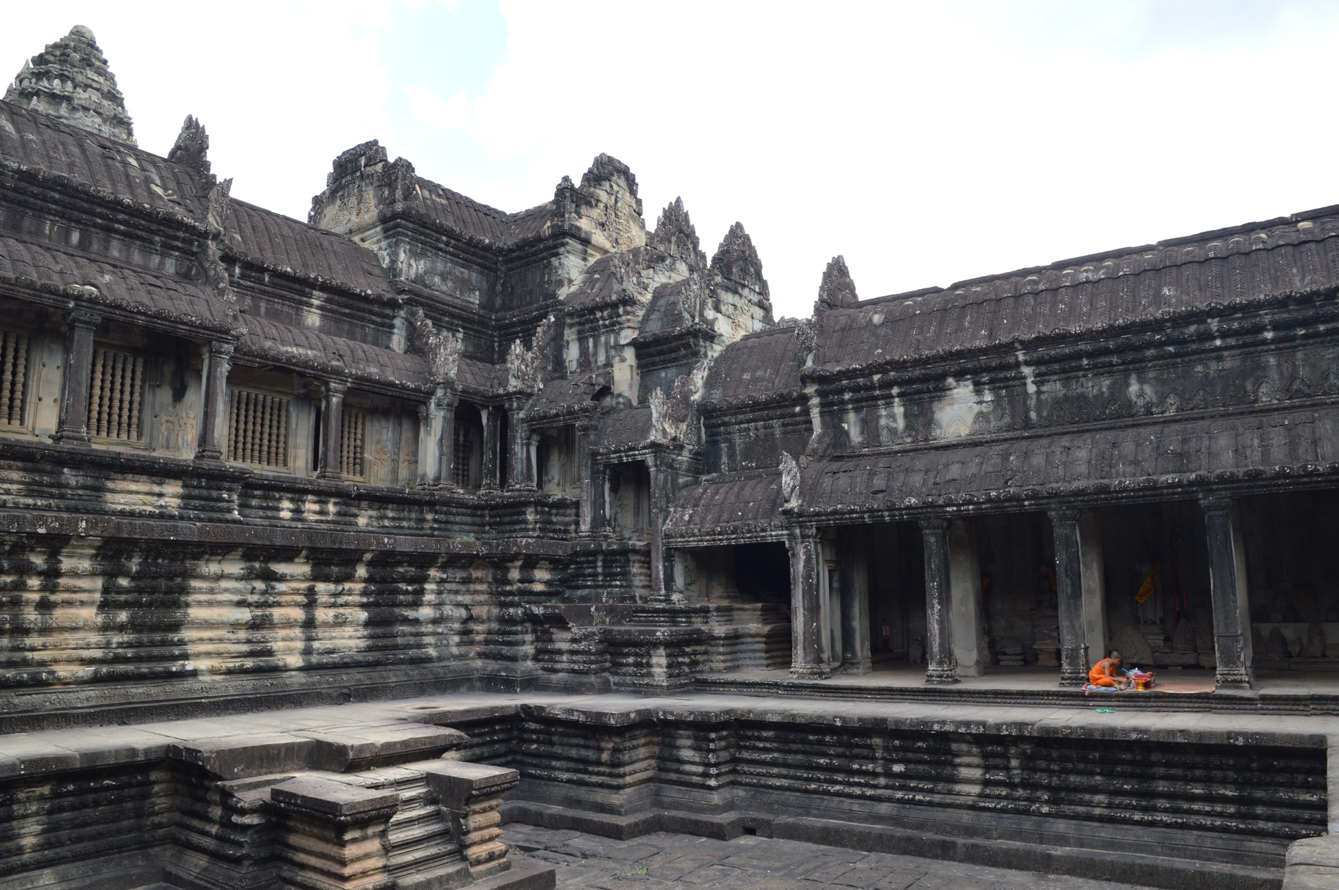 Visiting the temples of Angkor and Siem Reap | Travel Breathe Repeat